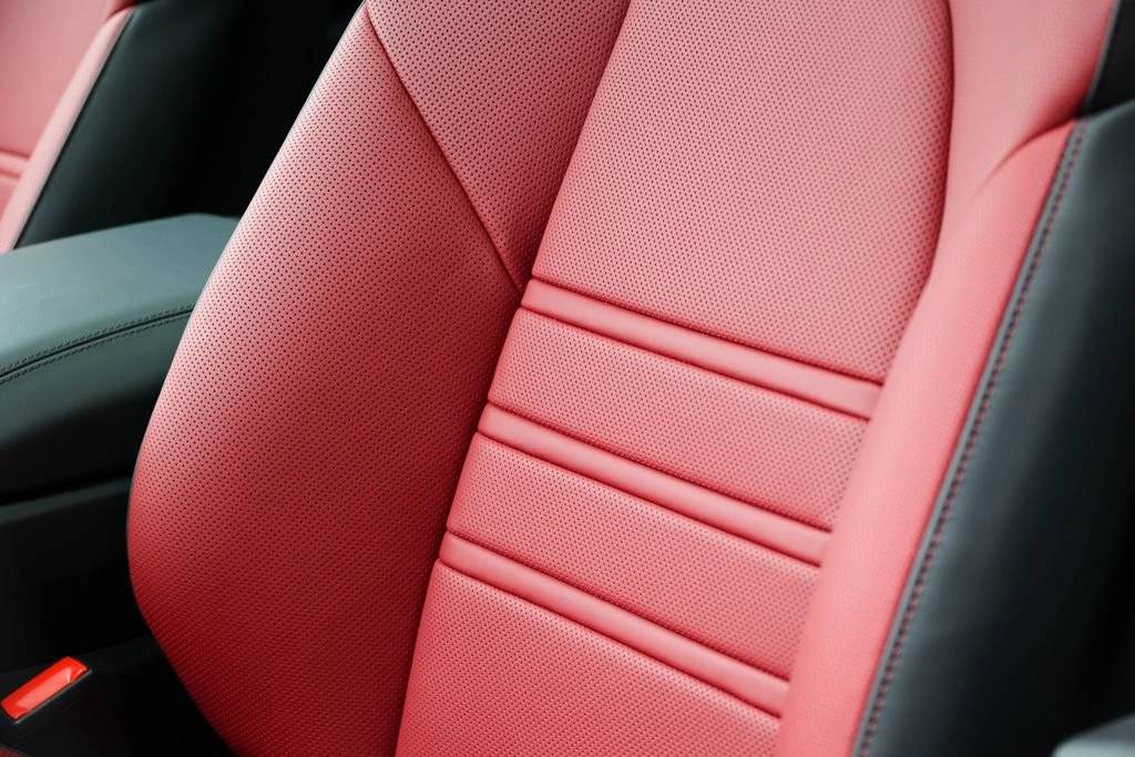 2026 Porsche Cayenne Coupe GTS