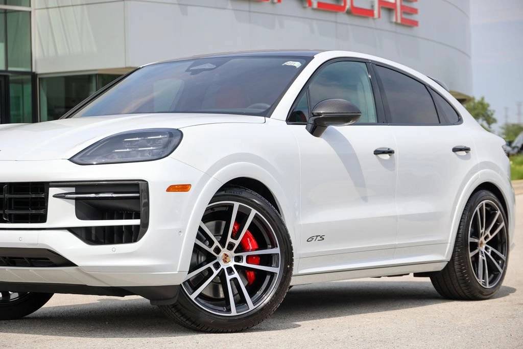 2026 Porsche Cayenne Coupe GTS
