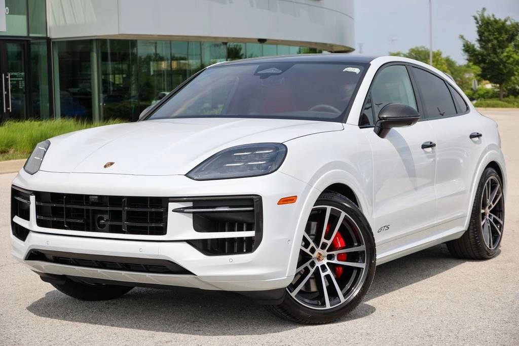 2026 Porsche Cayenne Coupe GTS
