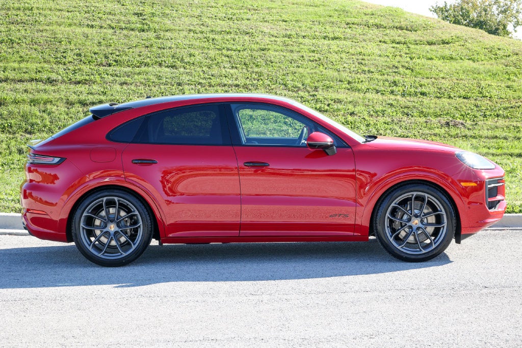 2026 Porsche Cayenne Coupe GTS
