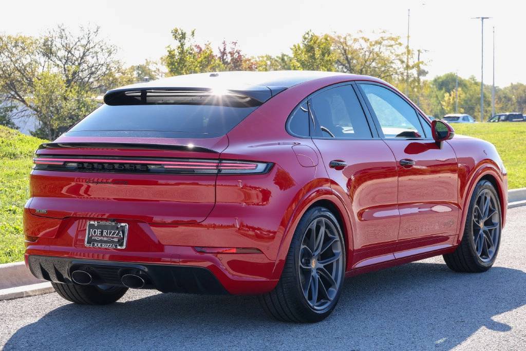 2026 Porsche Cayenne Coupe GTS