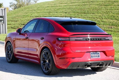 2026 Porsche Cayenne Coupe GTS