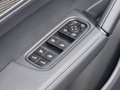 2025 Porsche Cayenne Coupe GTS