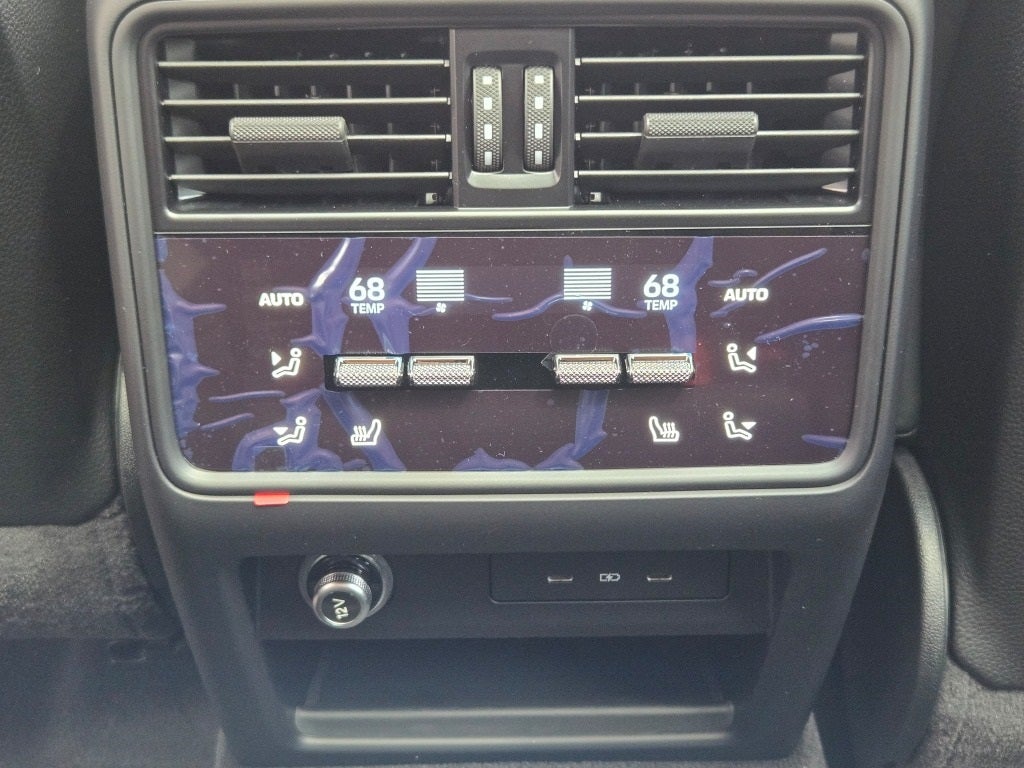 2025 Porsche Cayenne Coupe GTS