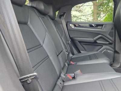 2025 Porsche Cayenne Coupe GTS