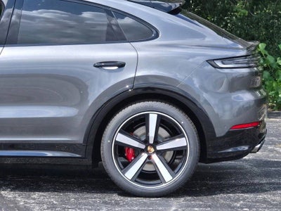 2025 Porsche Cayenne Coupe GTS