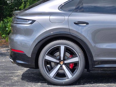 2025 Porsche Cayenne Coupe GTS