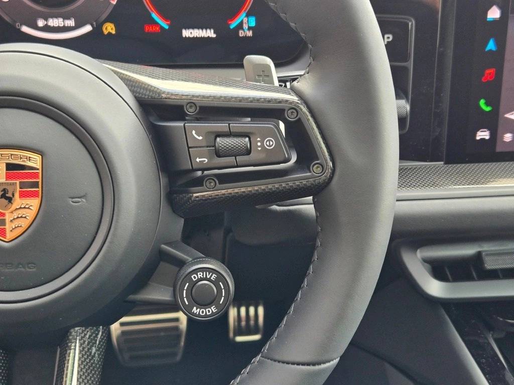 2025 Porsche Cayenne Coupe GTS