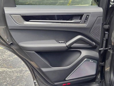 2025 Porsche Cayenne Coupe GTS