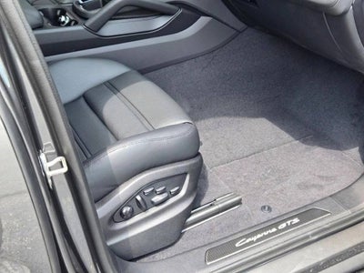 2025 Porsche Cayenne Coupe GTS