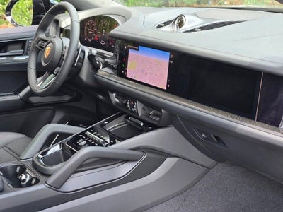 2025 Porsche Cayenne Coupe GTS