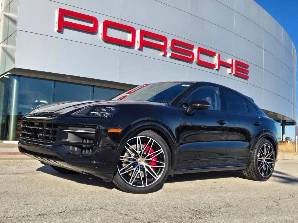 2026 Porsche Cayenne Coupe GTS