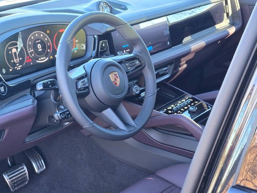 2026 Porsche Cayenne Coupe GTS