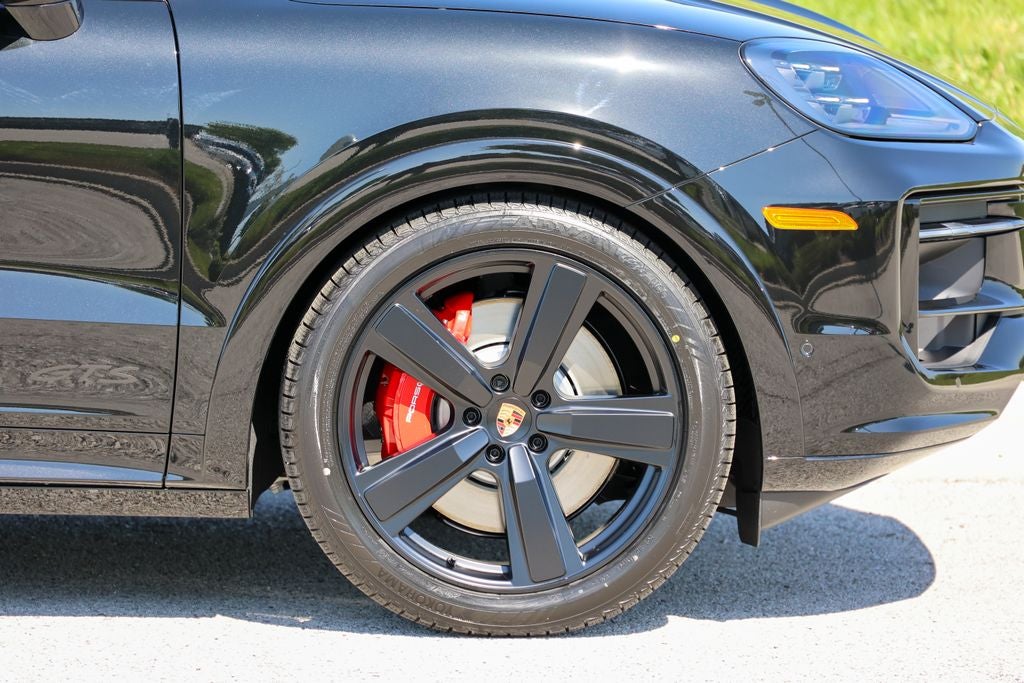 2026 Porsche Cayenne Coupe GTS