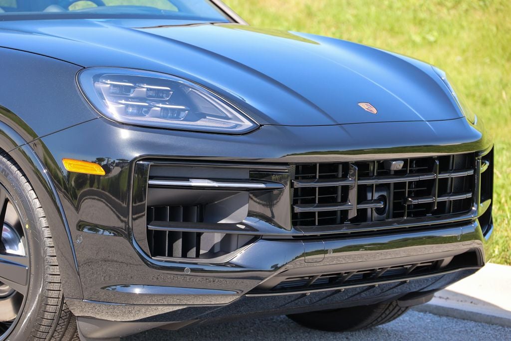 2026 Porsche Cayenne Coupe GTS