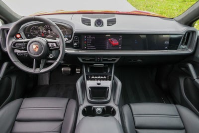 2026 Porsche Cayenne Coupe GTS