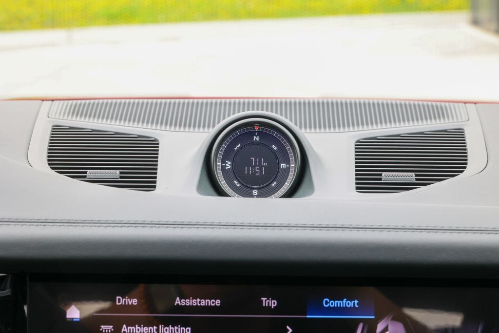 2026 Porsche Cayenne Coupe GTS