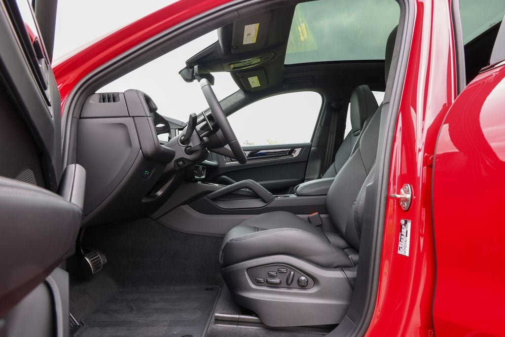 2026 Porsche Cayenne Coupe GTS