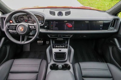 2026 Porsche Cayenne Coupe GTS