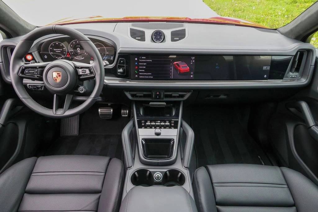 2026 Porsche Cayenne Coupe GTS