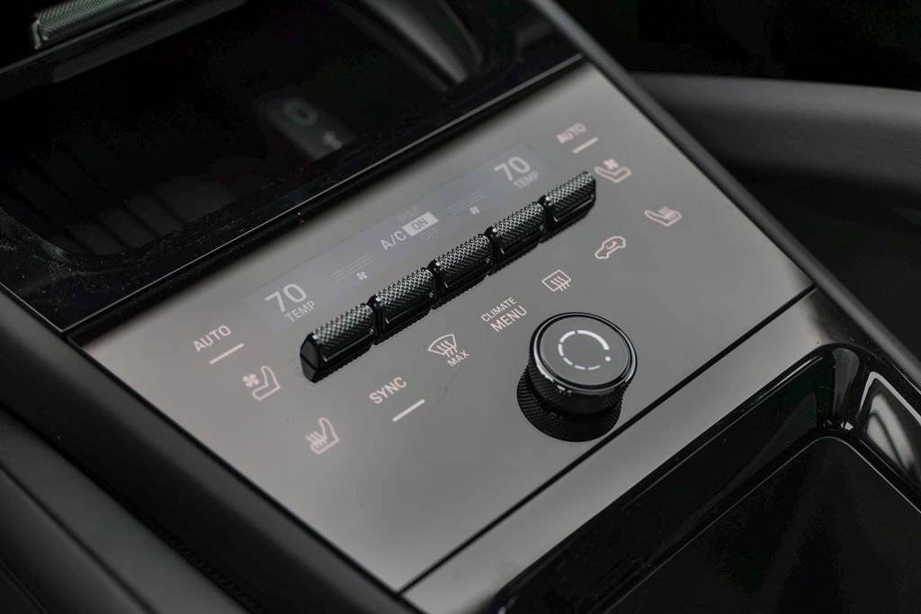 2026 Porsche Cayenne Coupe GTS