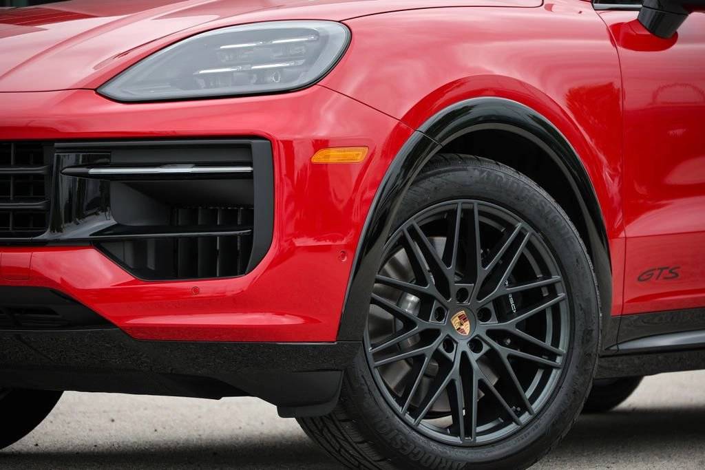 2026 Porsche Cayenne Coupe GTS