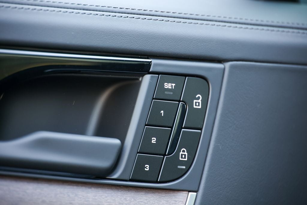 2026 Porsche Cayenne E-Hybrid Coupe S