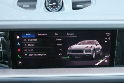 2026 Porsche Cayenne E-Hybrid Coupe S