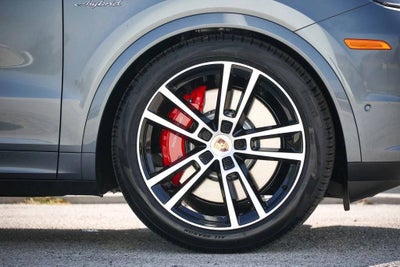 2026 Porsche Cayenne E-Hybrid Coupe S