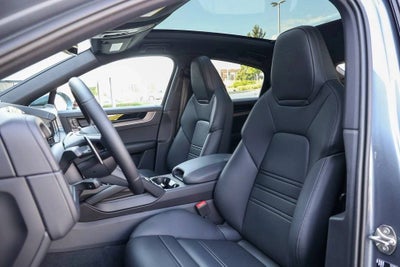 2026 Porsche Cayenne E-Hybrid Coupe S
