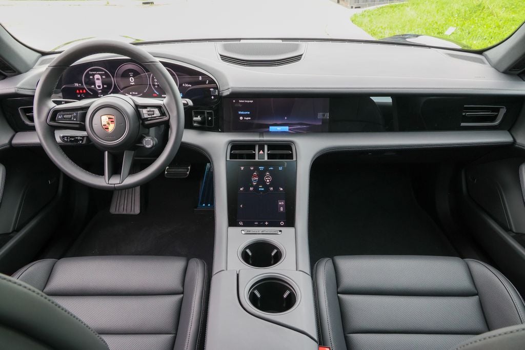 2026 Porsche Taycan 4 Black Edition 4