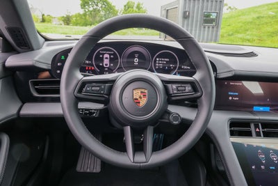2026 Porsche Taycan 4 Black Edition 4