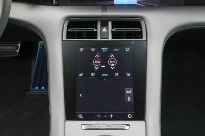 2026 Porsche Taycan 4 Black Edition 4
