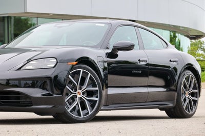 2026 Porsche Taycan 4 Black Edition 4