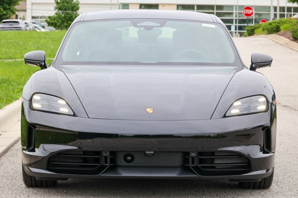 2026 Porsche Taycan 4 Black Edition 4