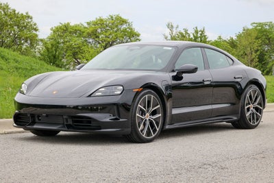 2026 Porsche Taycan 4 Black Edition 4