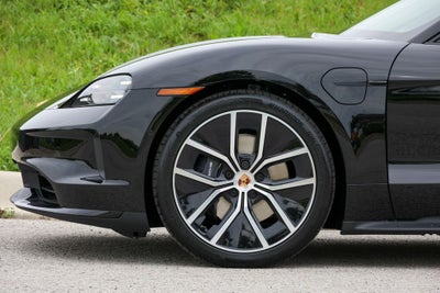 2026 Porsche Taycan 4 Black Edition 4