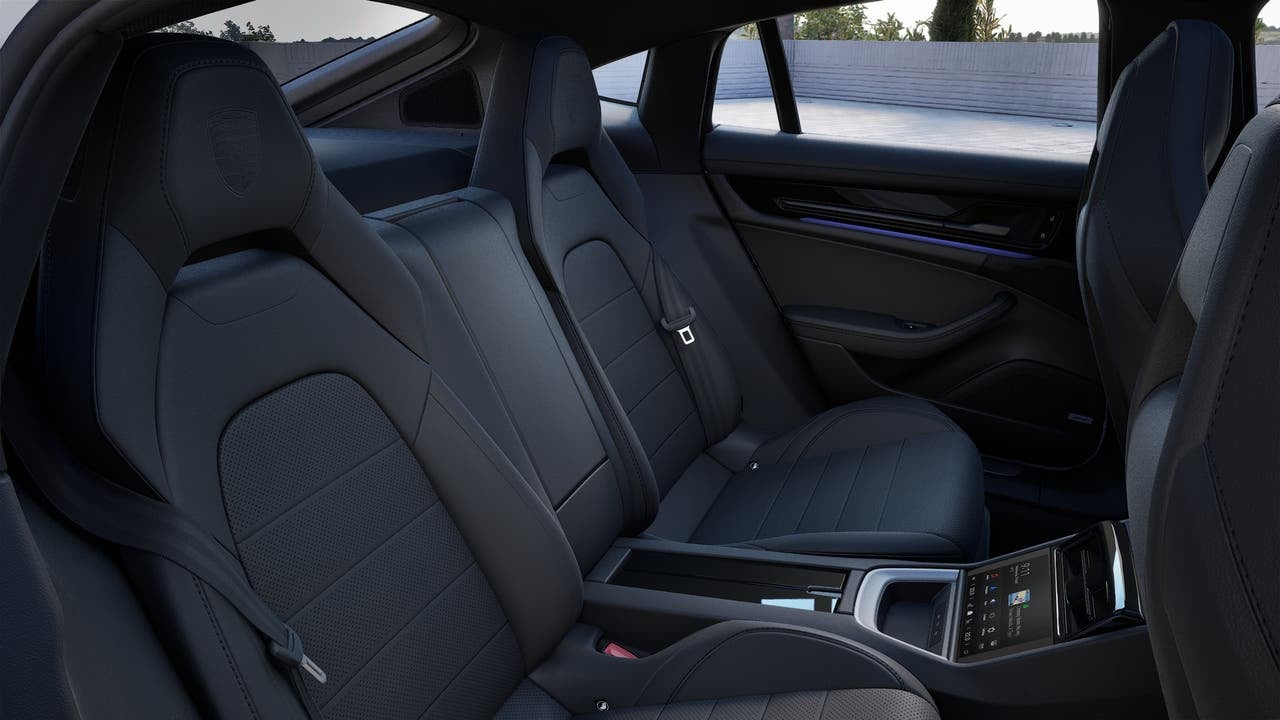 2027 Porsche Panamera 4 Base