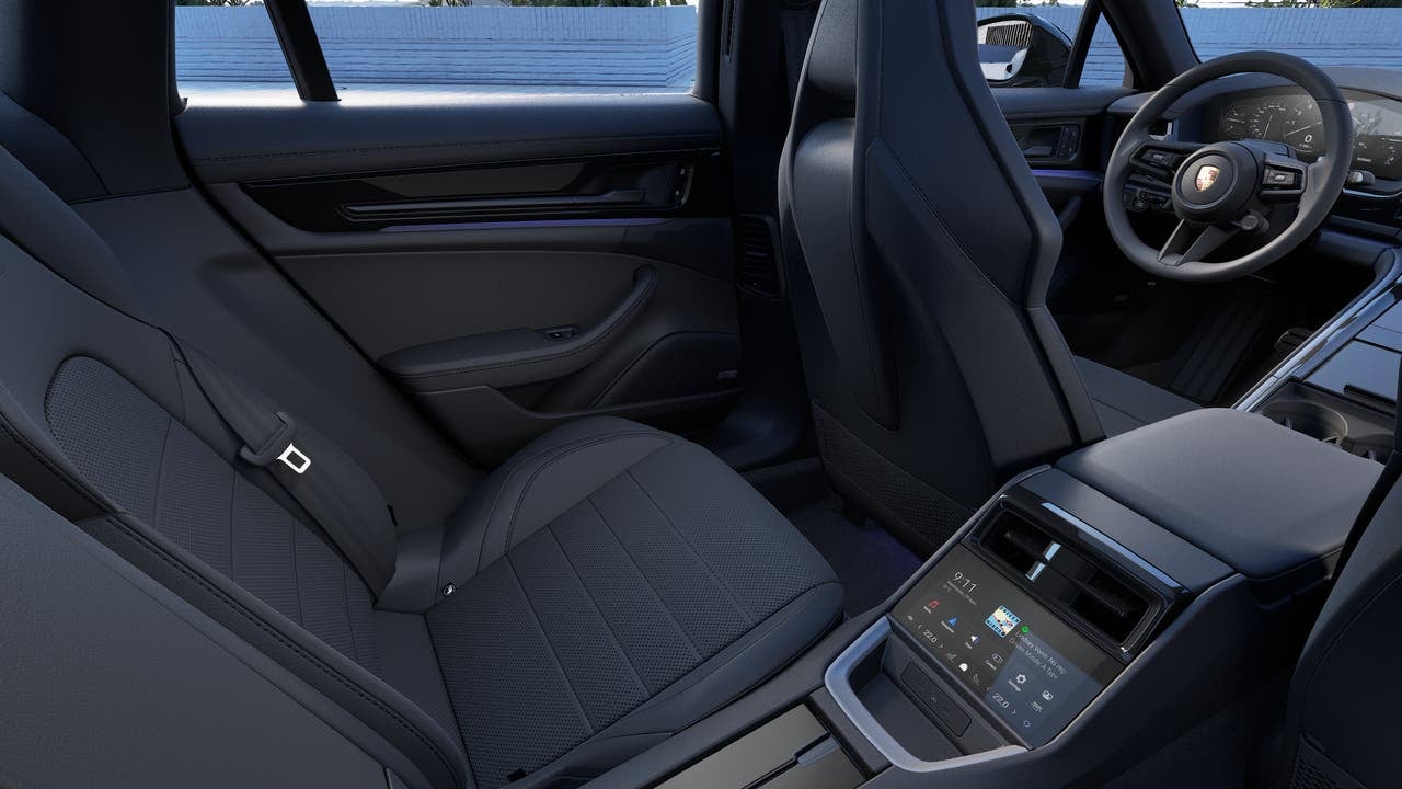 2027 Porsche Panamera 4 Base