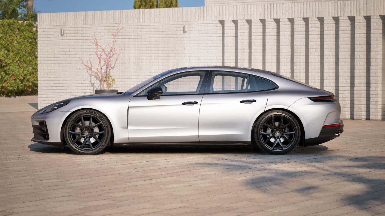 2027 Porsche Panamera 4 Base