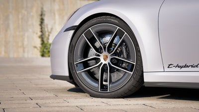 2027 Porsche 911 Carrera GTS Base