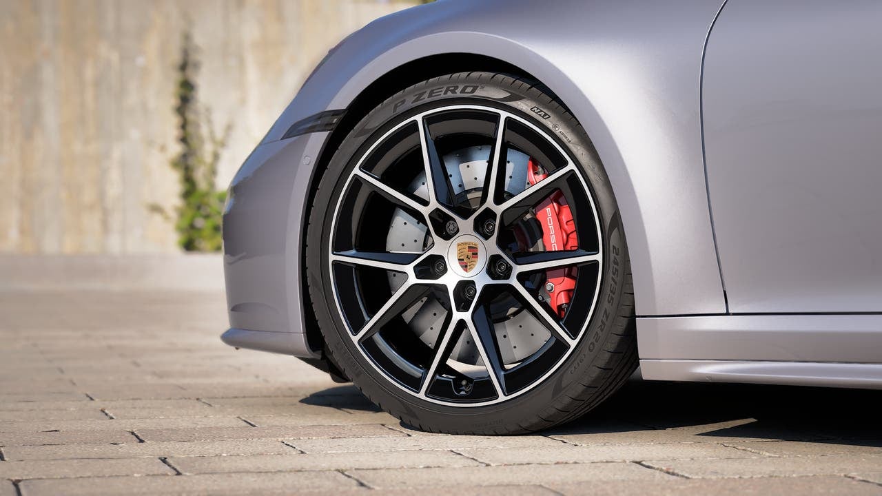 2027 Porsche 911 Carrera 4S Cabriolet Base