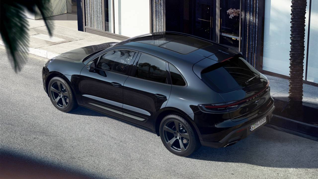 2026 Porsche Macan Base