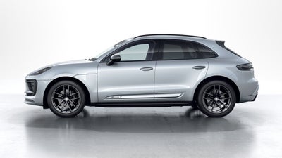2026 Porsche Macan T Base