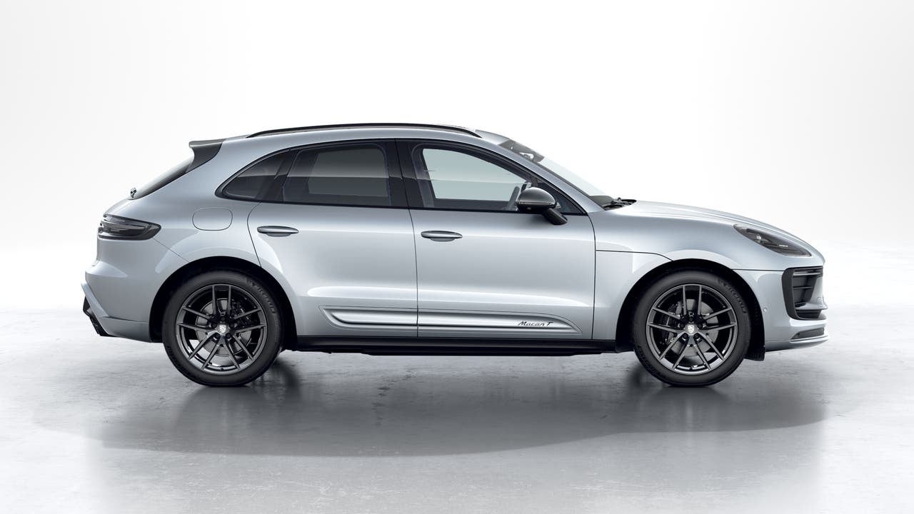 2026 Porsche Macan T Base