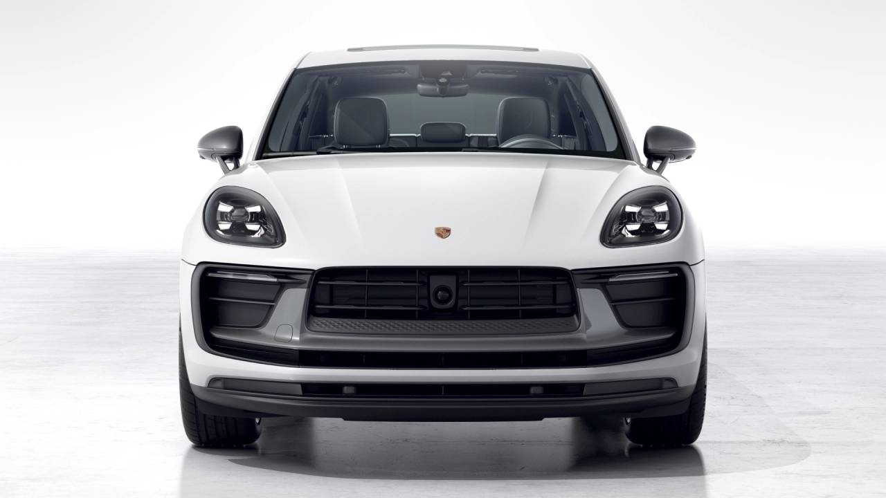 2026 Porsche Macan T Base