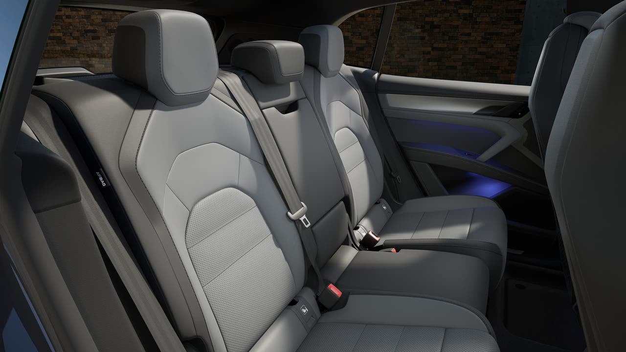 2026 Porsche Cayenne S Electric Base