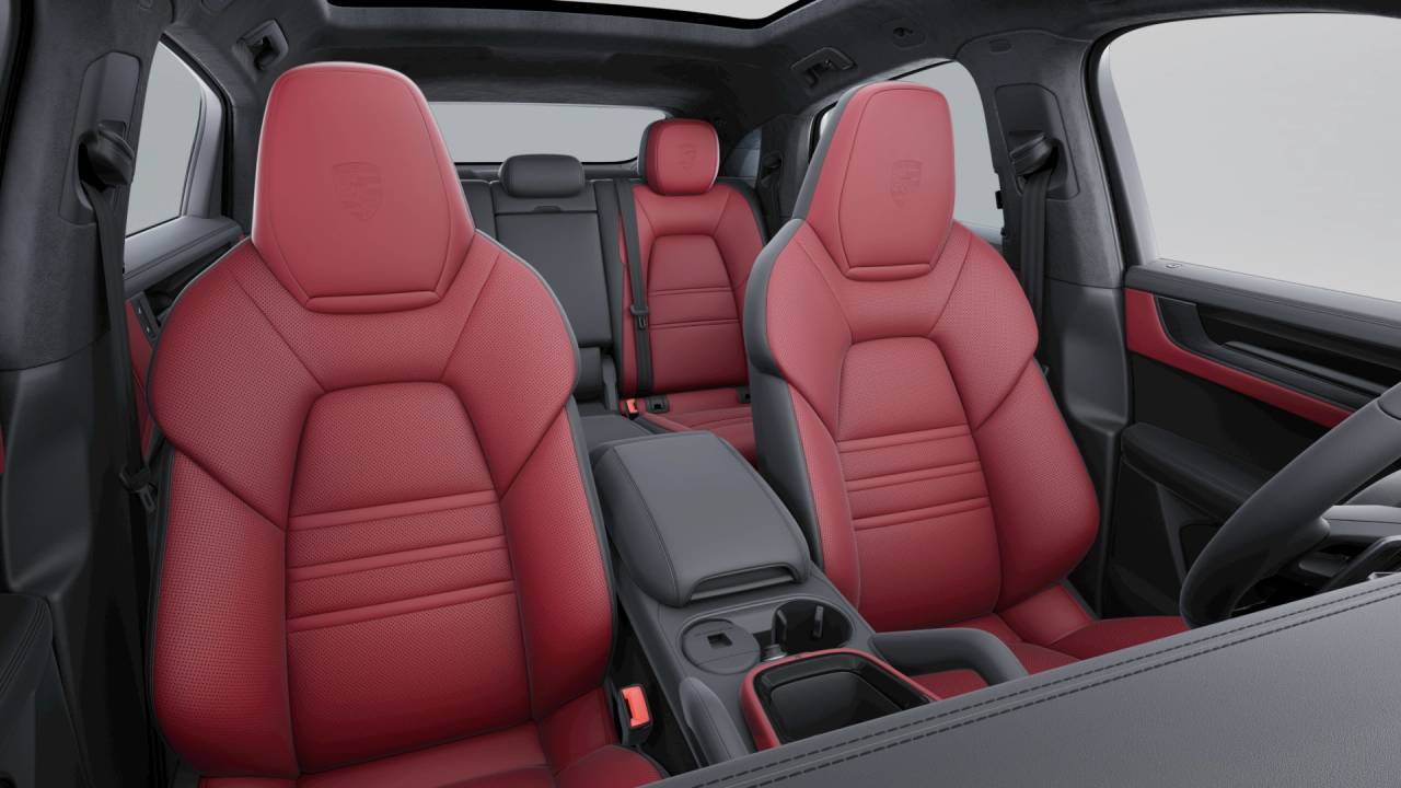2026 Porsche Cayenne GTS Coupe Base