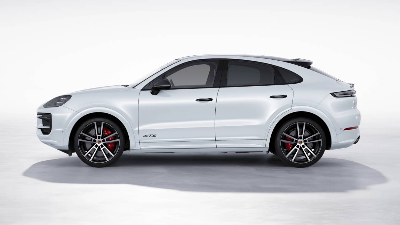 2026 Porsche Cayenne GTS Coupe Base