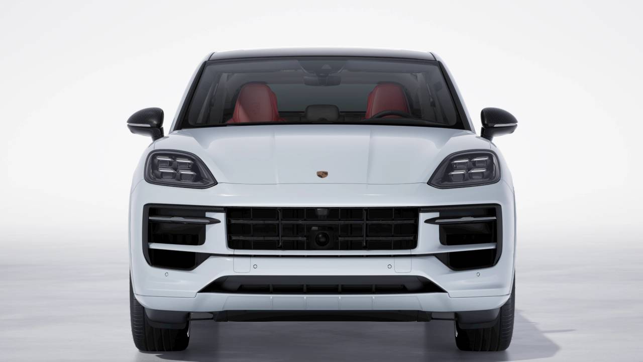 2026 Porsche Cayenne GTS Coupe Base